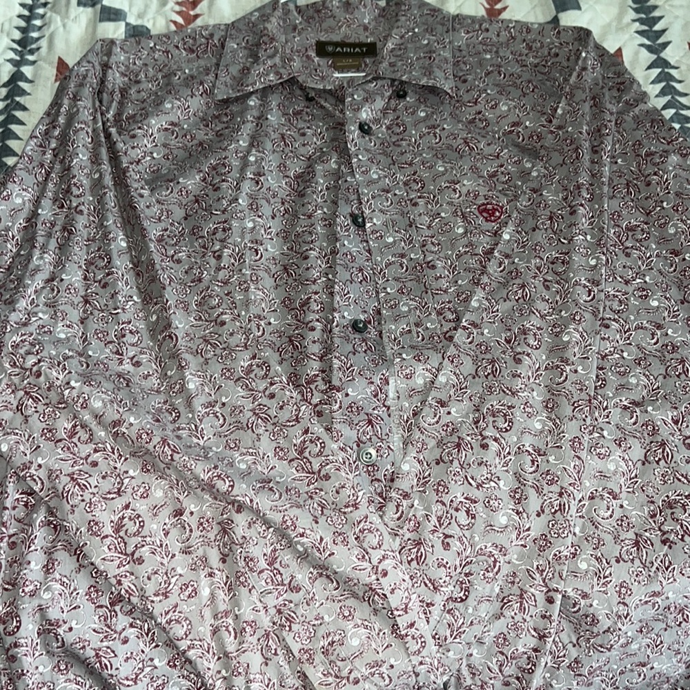 Ariat shirt